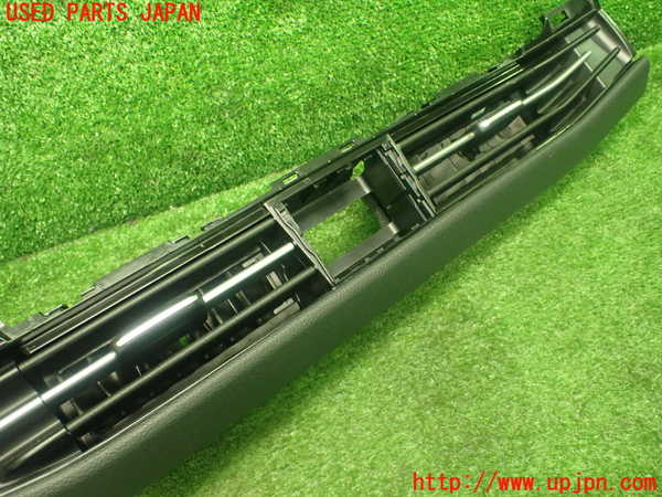 5UPJ-27197527]VW ゴルフ(CDDLA)エアコン吹き出し口2 (真中) 中古_m0002.jpg