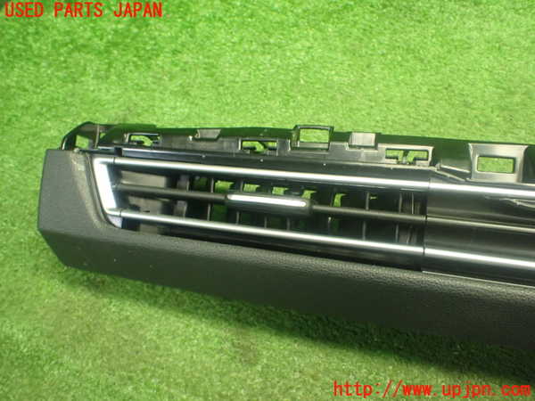 5UPJ-27197527]VW ゴルフ(CDDLA)エアコン吹き出し口2 (真中) 中古_m0003.jpg