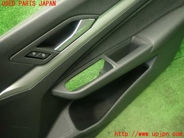 1UPJ-27191234]VW ゴルフ(CDDLA)右前ドア内張り 中古_m0002.jpg