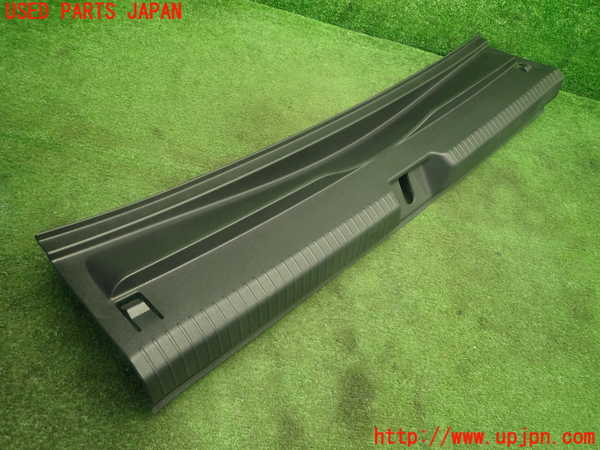 1UPJ-27197773]VW ゴルフ(CDDLA)ラゲッジトレイ3 中古_m0003.jpg