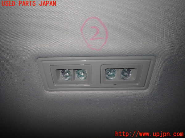 5UPJ-27196412]VW ゴルフ(CDDLA)ルームランプ2 (２列目) 中古_m0001.jpg