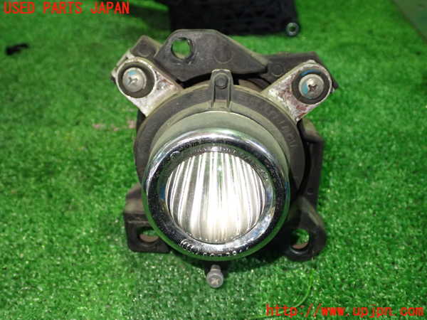 5UPJ-27201182]アバルト・500(312142)左フォグ 中古_m0001.jpg