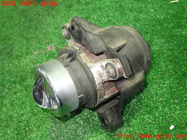 5UPJ-27201182]アバルト・500(312142)左フォグ 中古_m0002.jpg