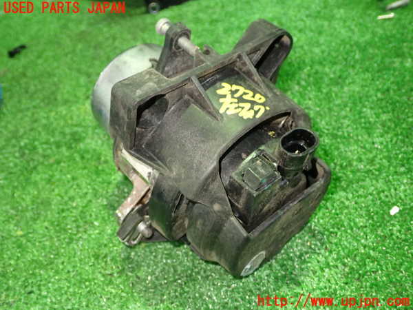 5UPJ-27201182]アバルト・500(312142)左フォグ 中古_m0003.jpg