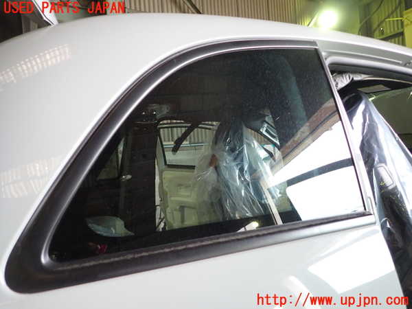 1UPJ-27201380]アバルト・500(312142)右クォーターガラス 43R-001583 中古_m0001.jpg