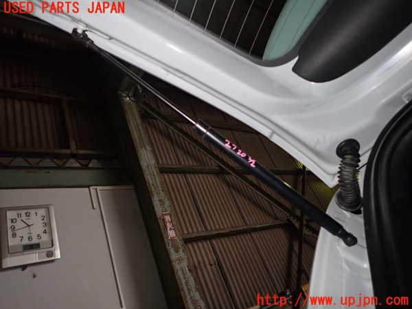 1UPJ-27201584]アバルト・500(312142)リアゲートダンパー 中古_m0002.jpg