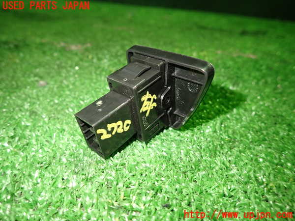1UPJ-27206245]アバルト・500(312142)左パワーウィンドウスイッチ 中古_m0002.jpg