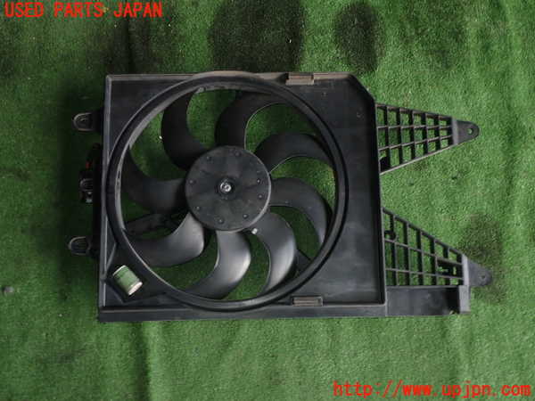 5UPJ-27206836]アバルト・500(312142)電動ファン1 中古_m0001.jpg