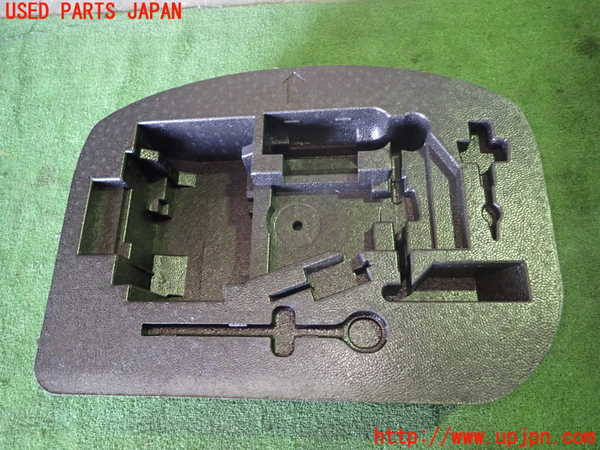 1UPJ-27207771]アバルト・500(312142)ラゲッジトレイ1 中古_m0001.jpg