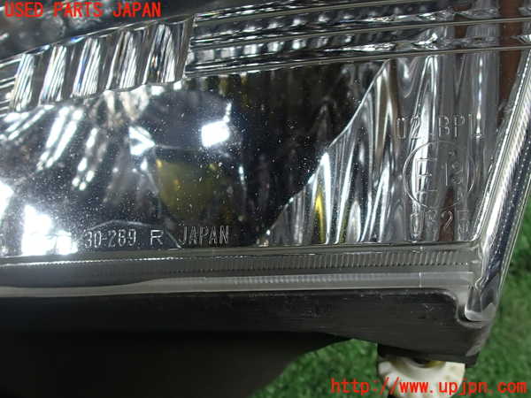 2UPJ-27211180]クラウン エステート(JZS171W)右フォグ 中古_m0004.jpg