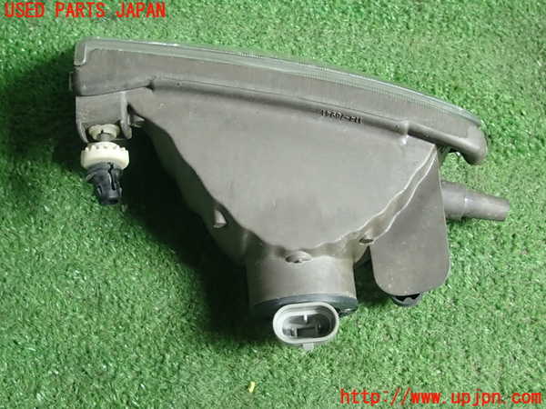 2UPJ-27211182]クラウン エステート(JZS171W)左フォグ 中古_m0003.jpg