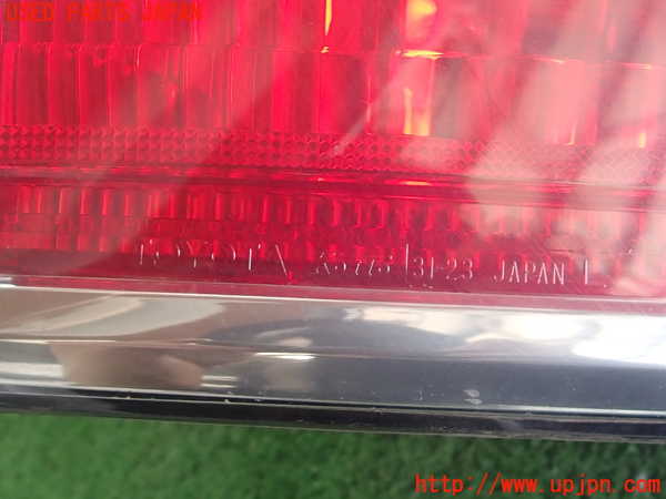 2UPJ-27211552]クラウン エステート(JZS171W)左リアフィニッシャー 中古_m0003.jpg