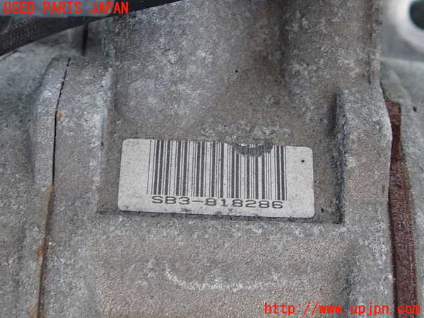 2UPJ-27216025]クラウン エステート(JZS171W)エアコンコンプレッサー 中古_m0003.jpg