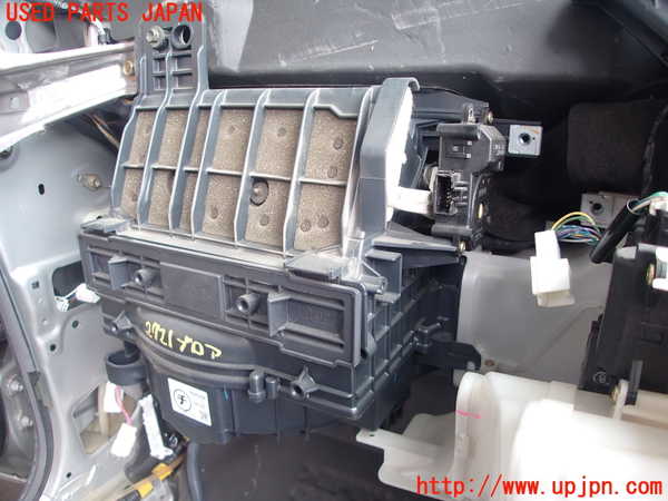 2UPJ-27216095]クラウン エステート(JZS171W)ブロアファン(ブロアーファン) 中古_m0004.jpg