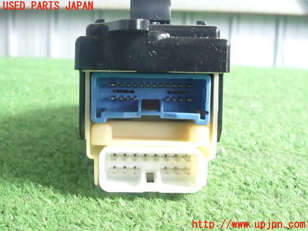 2UPJ-27216245]クラウン エステート(JZS171W)左前パワーウィンドウスイッチ 中古_m0004.jpg