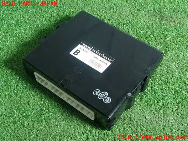 2UPJ-27216125]クラウン エステート(JZS171W)ABSコンピューター 中古_m0001.jpg