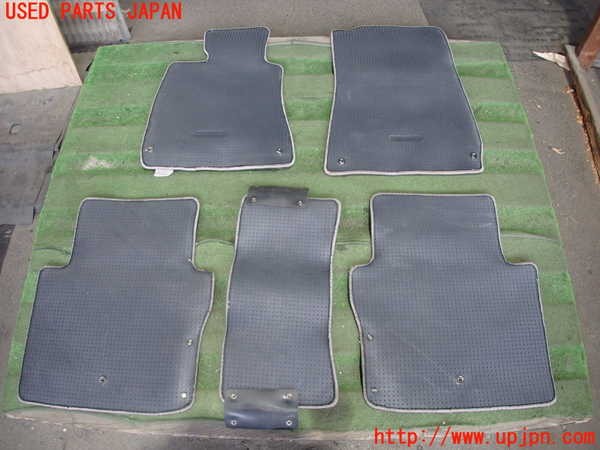 2UPJ-27217800]クラウン エステート(JZS171W)フロアマット 中古_m0005.jpg