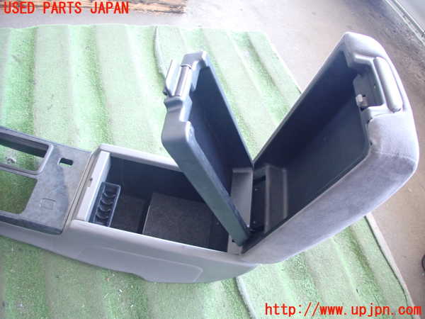 2UPJ-27217540]クラウン エステート(JZS171W)センターコンソール 中古_m0003.jpg