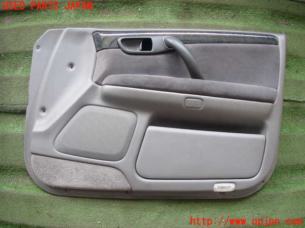 2UPJ-27211234]クラウン エステート(JZS171W)右前ドア内張り 中古_m0001.jpg