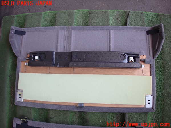2UPJ-27217771]クラウン エステート(JZS171W)ラゲッジトレイ1 中古_m0005.jpg