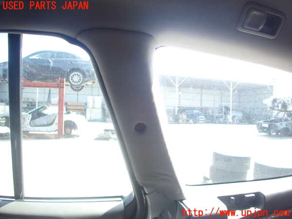 2UPJ-27217675]クラウン エステート(JZS171W)右リアピラートリム 中古_m0003.jpg