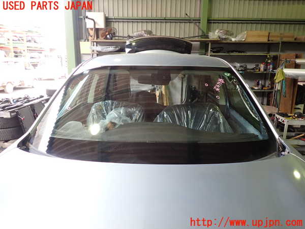 2UPJ-27221195]アウトランダーPHEV(GG2W)フロントガラス (43R-000081 M814) 中古_m0001.jpg