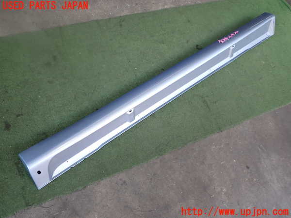 2UPJ-27221390]アウトランダーPHEV(GG2W)右サイドステップ 中古_m0001.jpg