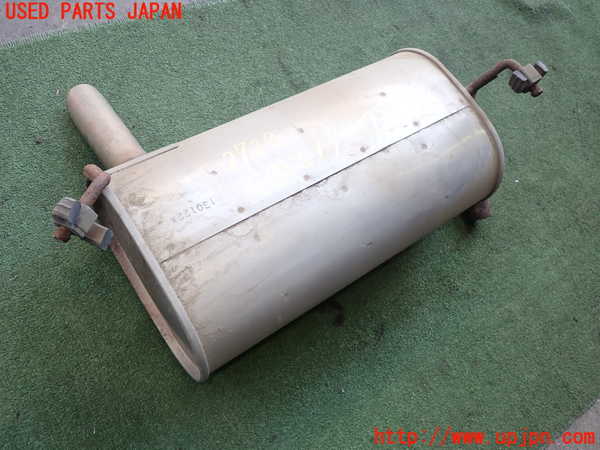 2UPJ-27222671]アウトランダーPHEV(GG2W)リアマフラー1 中古_m0001.jpg