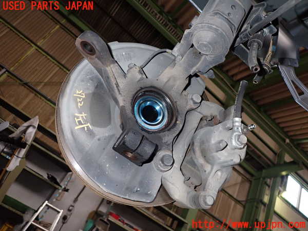 2UPJ-27224295]アウトランダーPHEV(GG2W)左フロントナックルハブ 中古_m0002.jpg