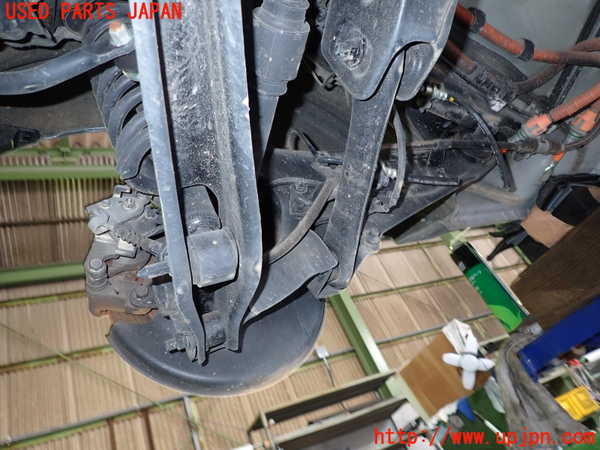 2UPJ-27224305]アウトランダーPHEV(GG2W)左リアナックルハブ 中古_m0002.jpg