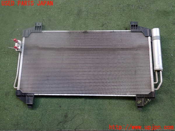 2UPJ-27226031]アウトランダーPHEV(GG2W)エアコンコンデンサー1 中古_m0001.jpg