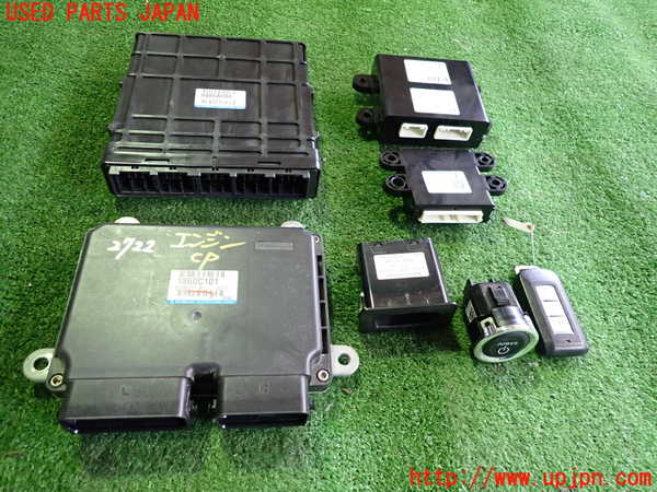 2UPJ-27226110]アウトランダーPHEV(GG2W)エンジンコンピューター 中古_m0001.jpg