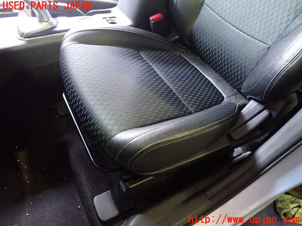 2UPJ-27227065]アウトランダーPHEV(GG2W)助手席シート 中古_m0003.jpg