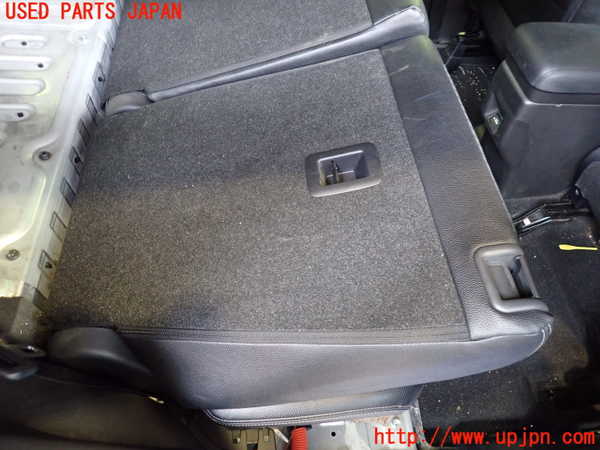 2UPJ-27227145]アウトランダーPHEV(GG2W)右2列目シート 中古_m0004.jpg
