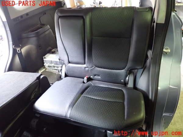 2UPJ-27227175]アウトランダーPHEV(GG2W)左2列目シート 中古_m0001.jpg