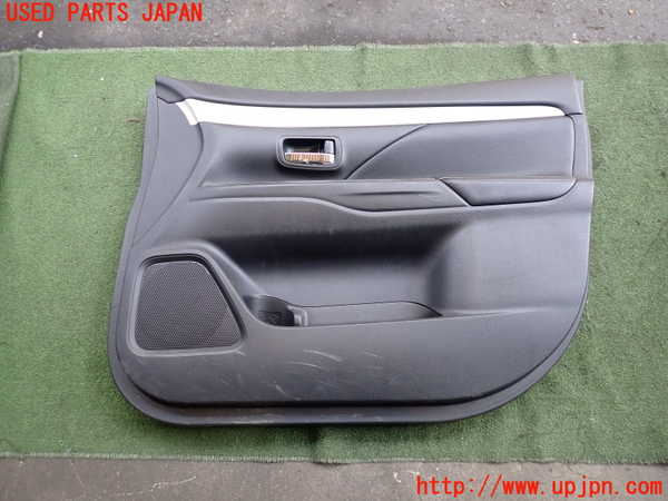 2UPJ-27221234]アウトランダーPHEV(GG2W)右前ドア内張り 中古_m0001.jpg