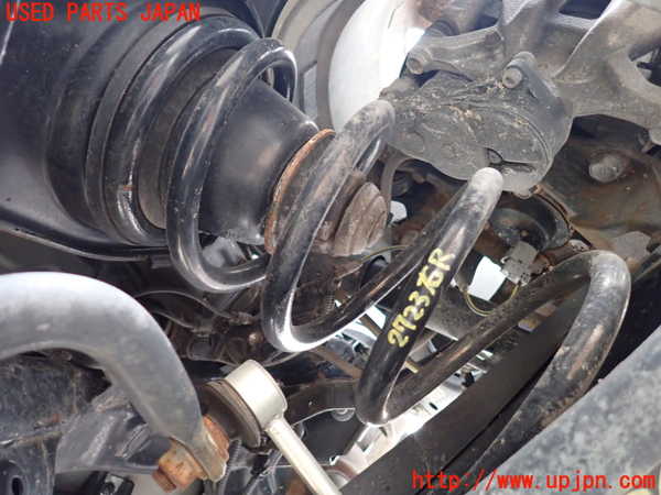 5UPJ-27235100]レクサス・RX450h(GYL20W)右リアスプリング 中古_m0001.jpg