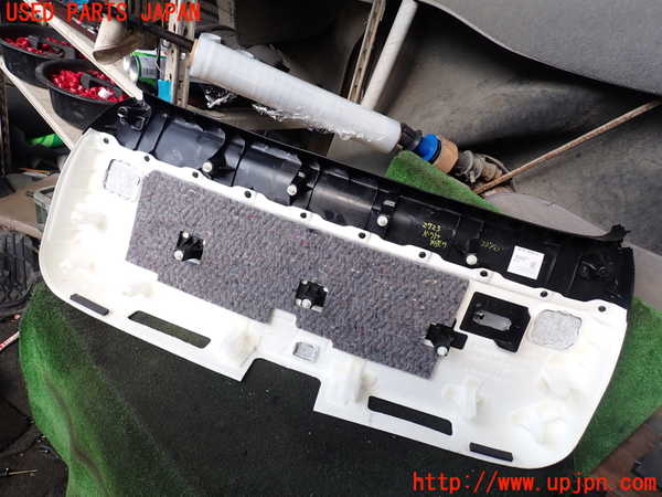 5UPJ-27231578]レクサス・RX450h(GYL20W)バックドア内張り 中古_m0003.jpg