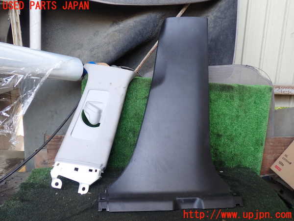 1UPJ-27237665]レクサス・RX450h(GYL20W)右センターピラートリム 中古_m0001.jpg