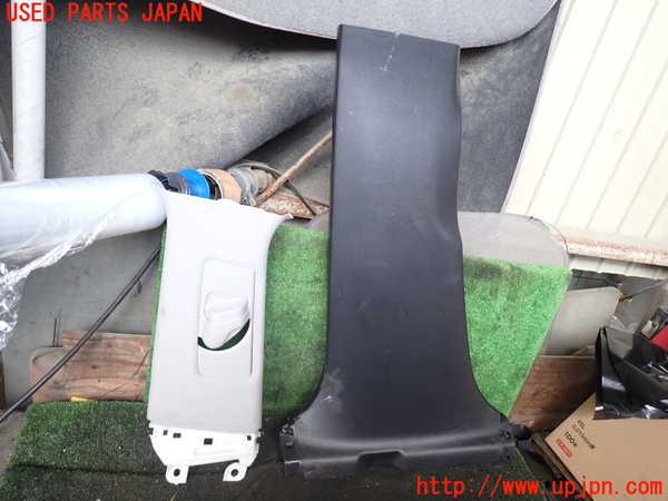 5UPJ-27237670]レクサス・RX450h(GYL20W)左センターピラートリム 中古_m0001.jpg