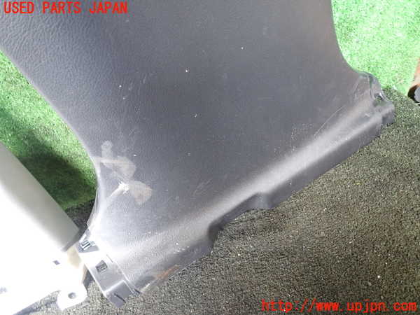 5UPJ-27237670]レクサス・RX450h(GYL20W)左センターピラートリム 中古_m0003.jpg