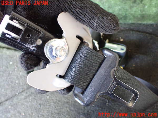 1UPJ-27237045]レクサス・RX450h(GYL20W)運転席シートベルト 中古_m0002.jpg