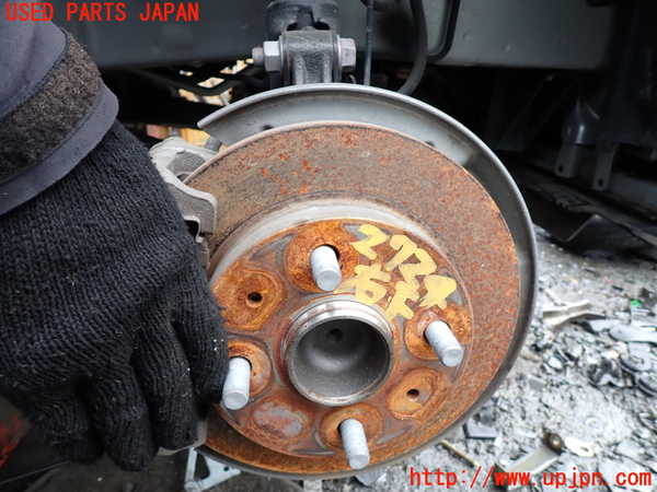 5UPJ-27244290]ハイゼット カーゴ(S700V)右フロントナックルハブ 中古_m0001.jpg