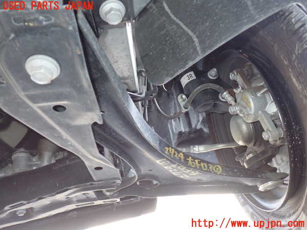 1UPJ-27245176]ハイゼット カーゴ(S700V)右フロントロアアーム1 中古_m0001.jpg