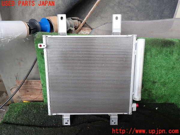 5UPJ-27246031]ハイゼット カーゴ(S700V)エアコンコンデンサー1 中古_m0002.jpg