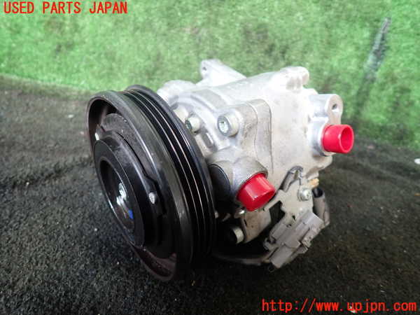 5UPJ-27246025]ハイゼット カーゴ(S700V)エアコンコンプレッサー 中古_m0001.jpg
