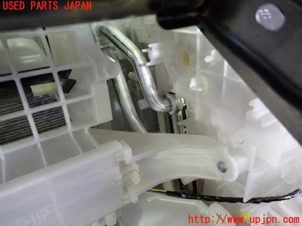 1UPJ-27256081]アルファード(AGH30W)エバポレーター1（フロント） 中古_m0002.jpg