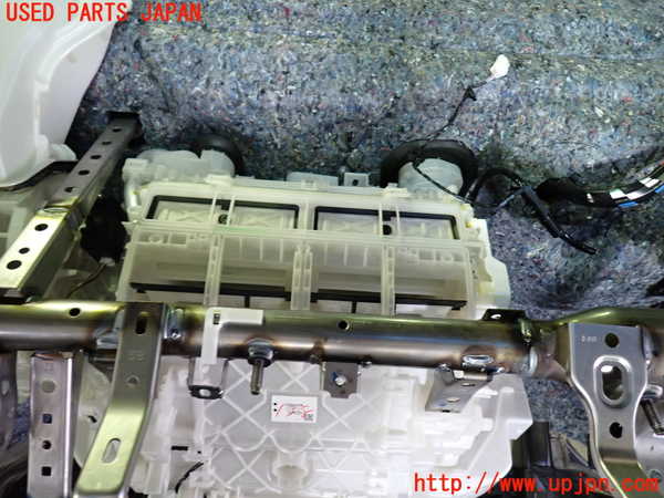 1UPJ-27256081]アルファード(AGH30W)エバポレーター1（フロント） 中古_m0003.jpg
