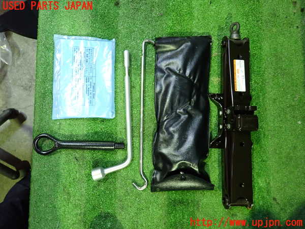 1UPJ-27257805]アルファード(AGH30W)車載工具 中古_m0001.jpg