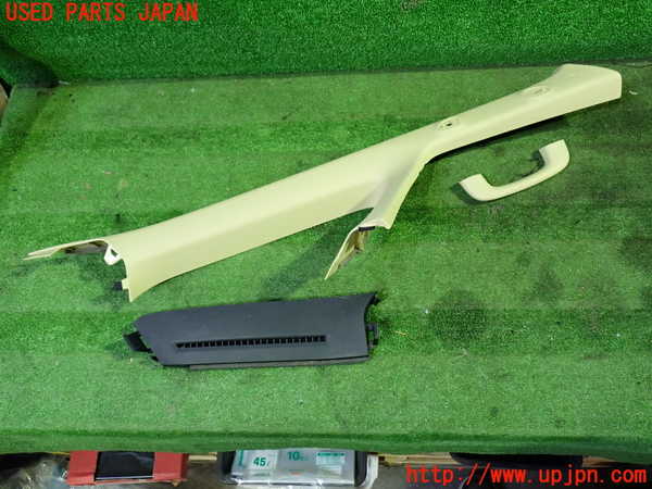1UPJ-27257655]アルファード(AGH30W)右フロントピラートリム 中古_m0001.jpg